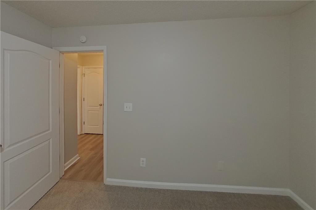 7807571 Property Photo 15