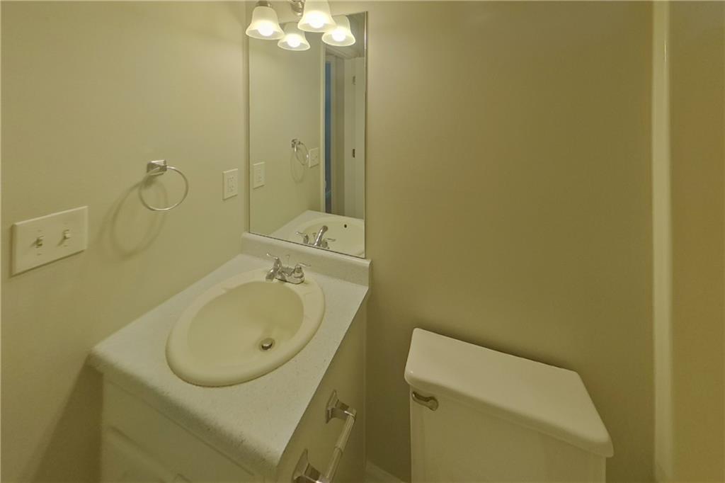 7807571 Property Photo 17