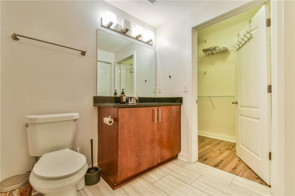 390 17th Street Unit 2067 Property Photo 22