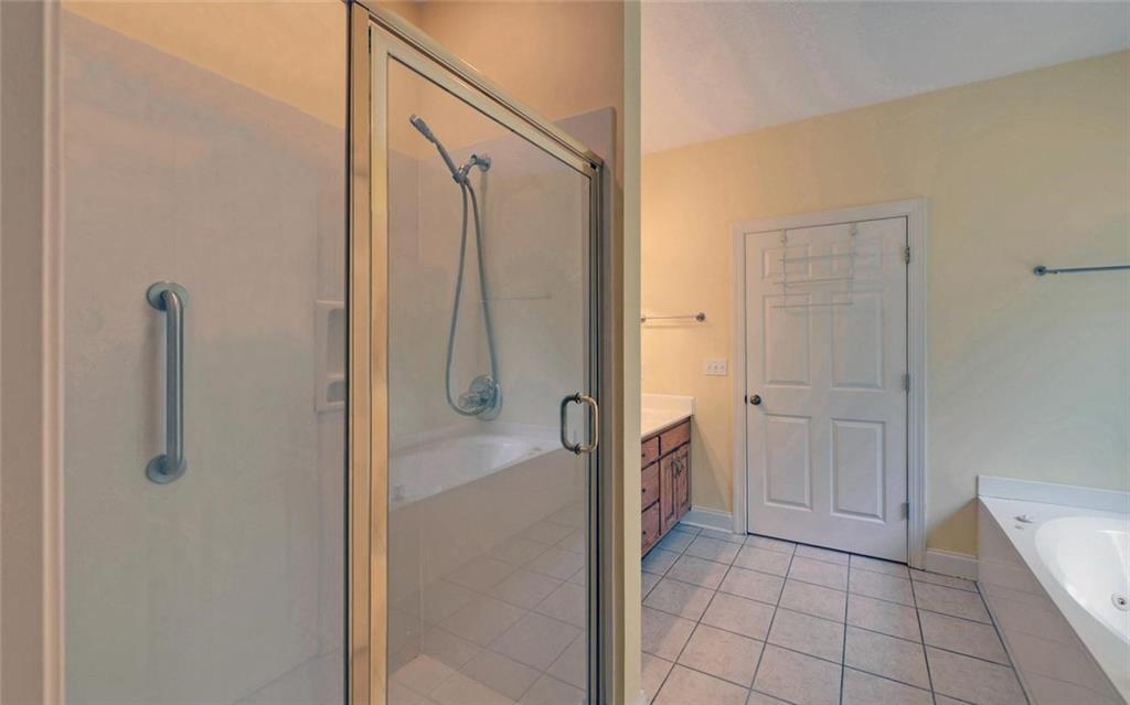 4151 Summit Chse Property Photo 19