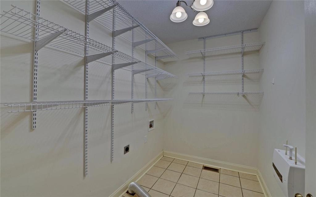4151 Summit Chse Property Photo 30