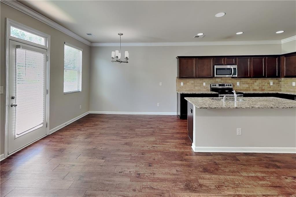 7807667 Property Photo 4