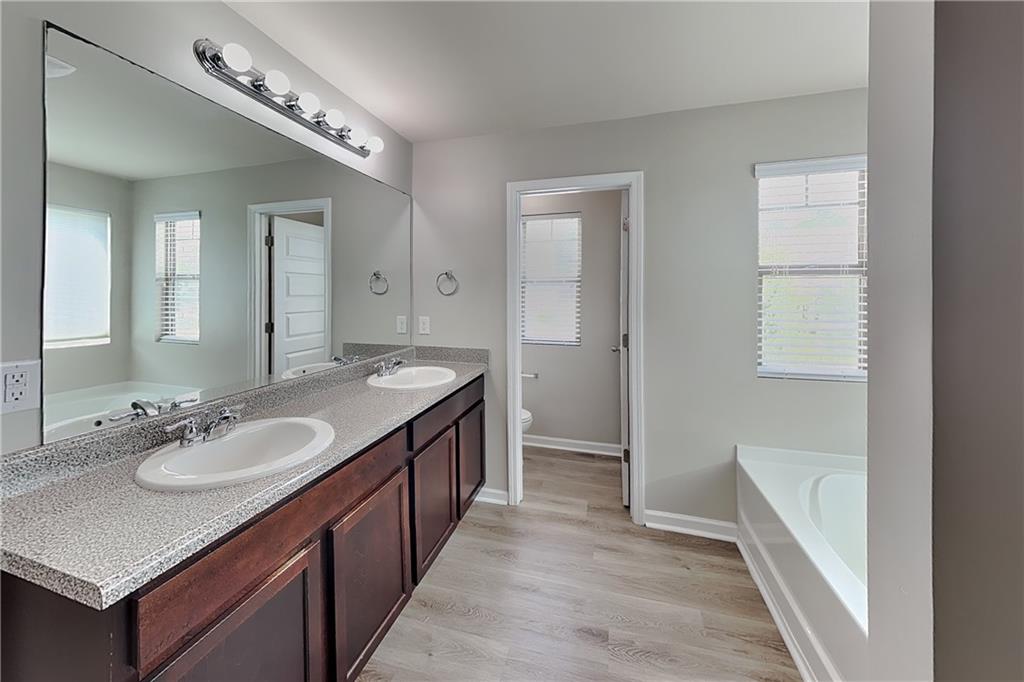 7807667 Property Photo 8