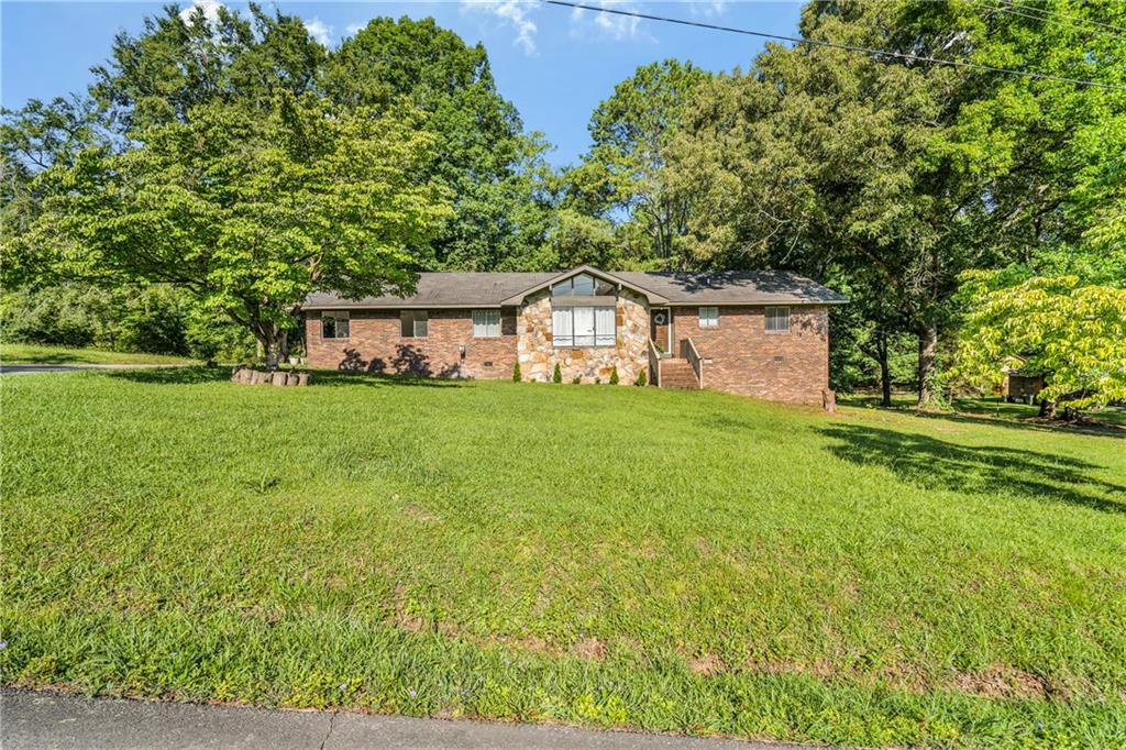 2814 Suncrest Drive Property Photo 1