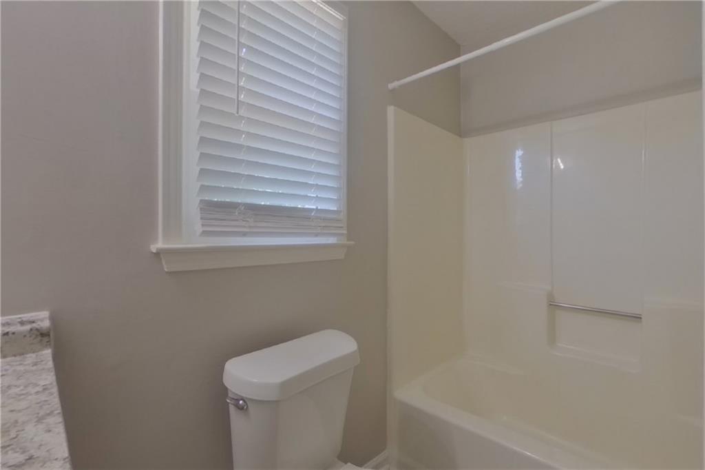 7807696 Property Photo 14