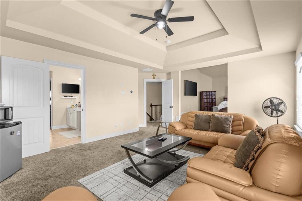 9152 Dover Street Property Photo 7