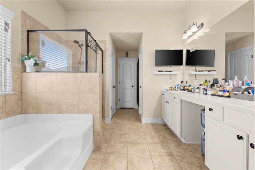 9152 Dover Street Property Photo 11