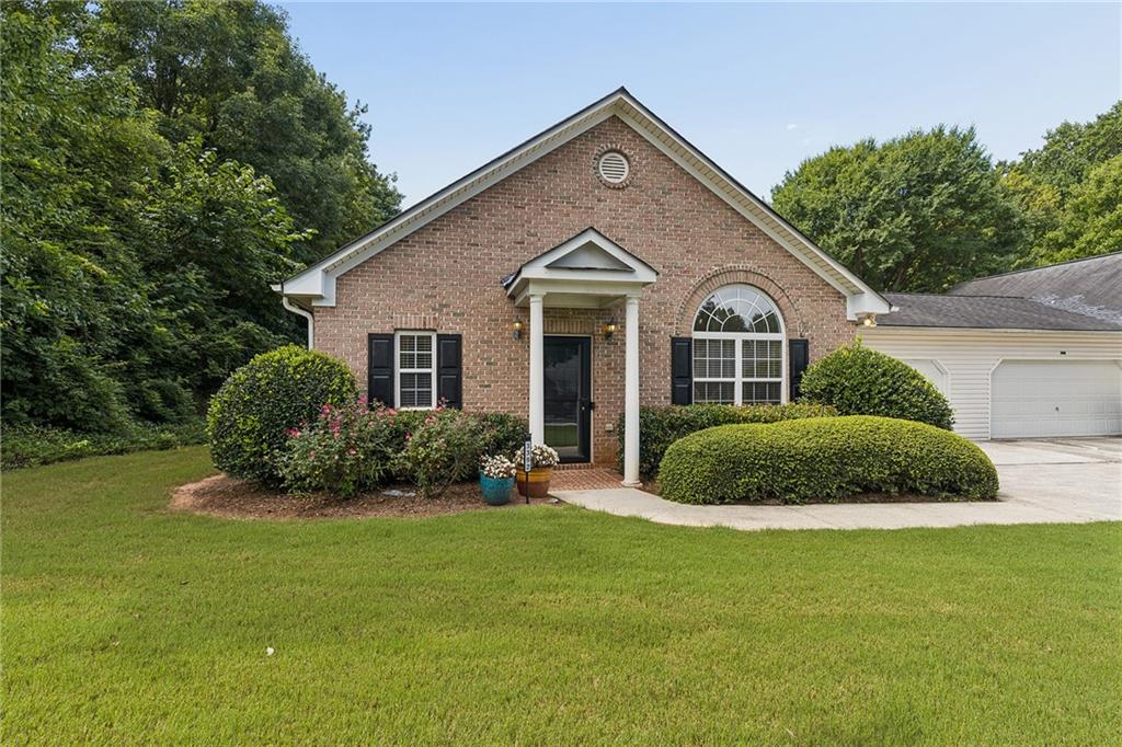 3392 Raes Creek Road Property Photo 1