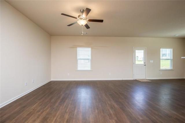 453 Winter Chase Property Photo 6