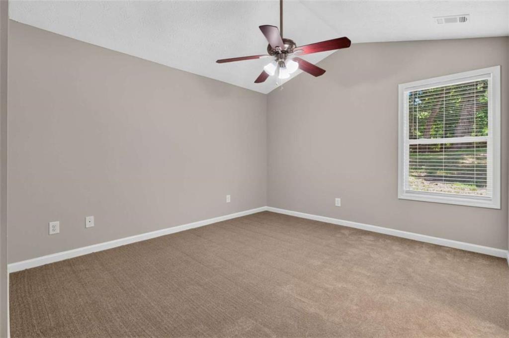 253 Chardonnay Trace Property Photo 24