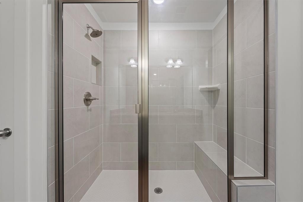 546 Lillian Way Property Photo 21