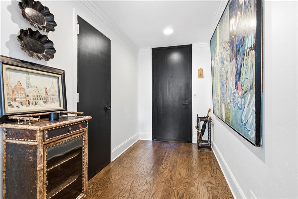 2575 Peachtree Road Ne Unit 2e Property Photo 4