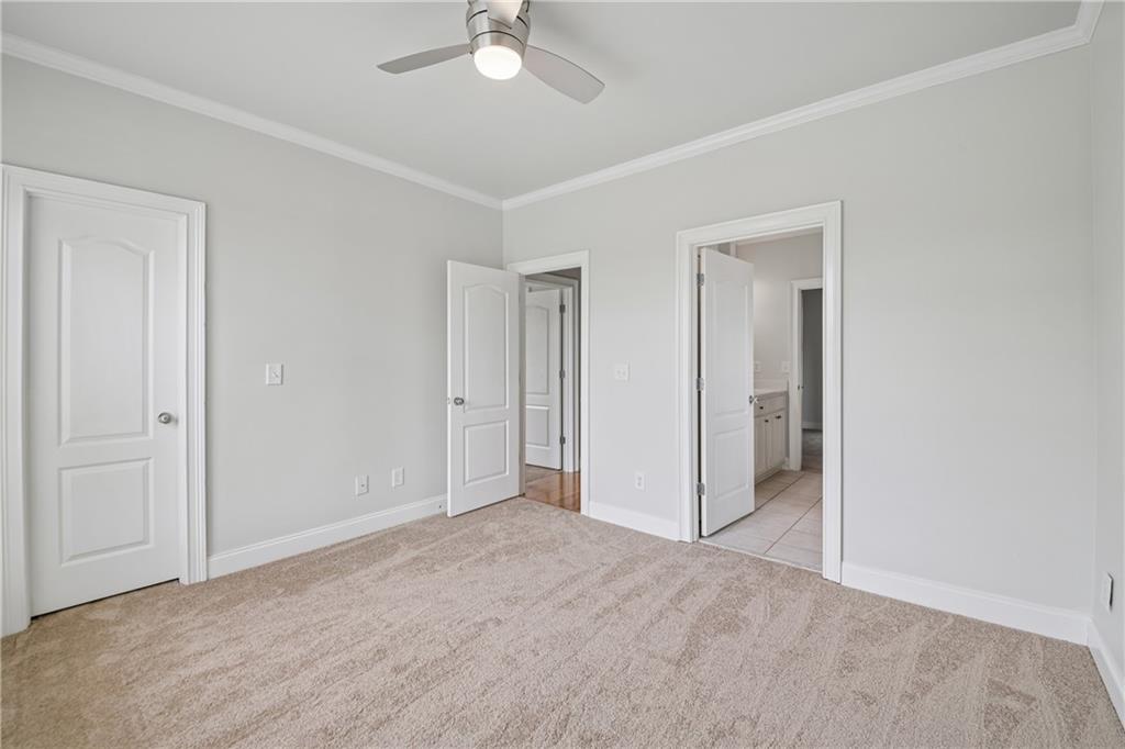 1040 E Magnolia Loop Property Photo 16
