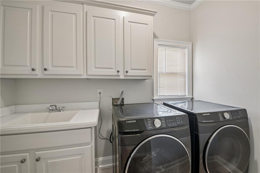 1040 E Magnolia Loop Property Photo 22