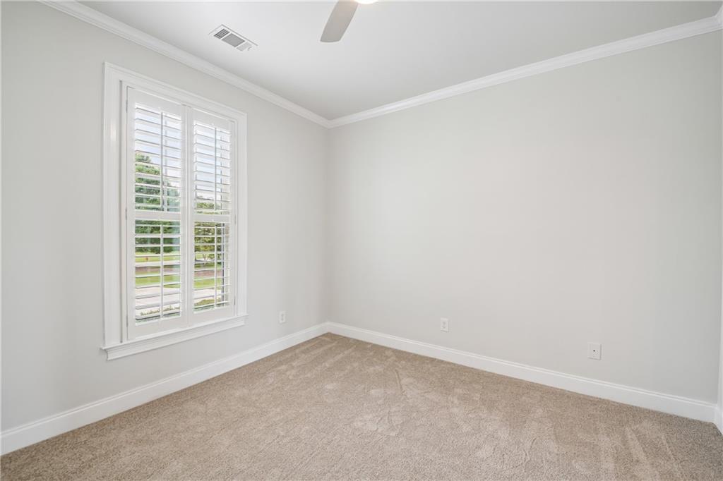 1040 E Magnolia Loop Property Photo 23