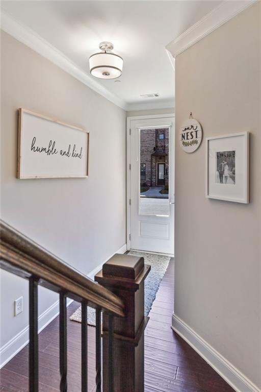 712 Alden Drive Property Photo 3