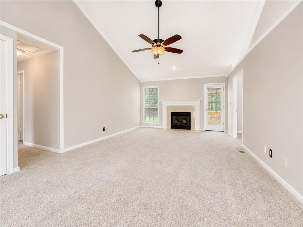 904 Pointers Way Property Photo 3