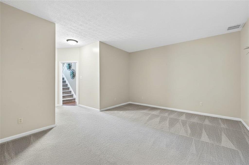 904 Pointers Way Property Photo 16