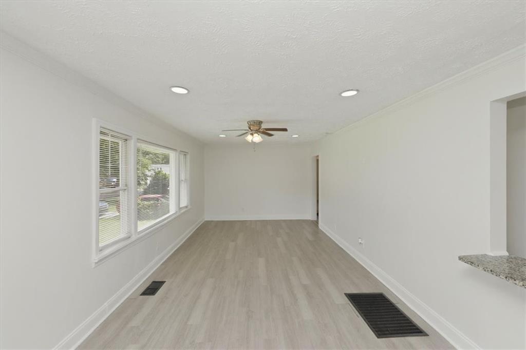 2153 Burroughs Avenue Se Property Photo 6
