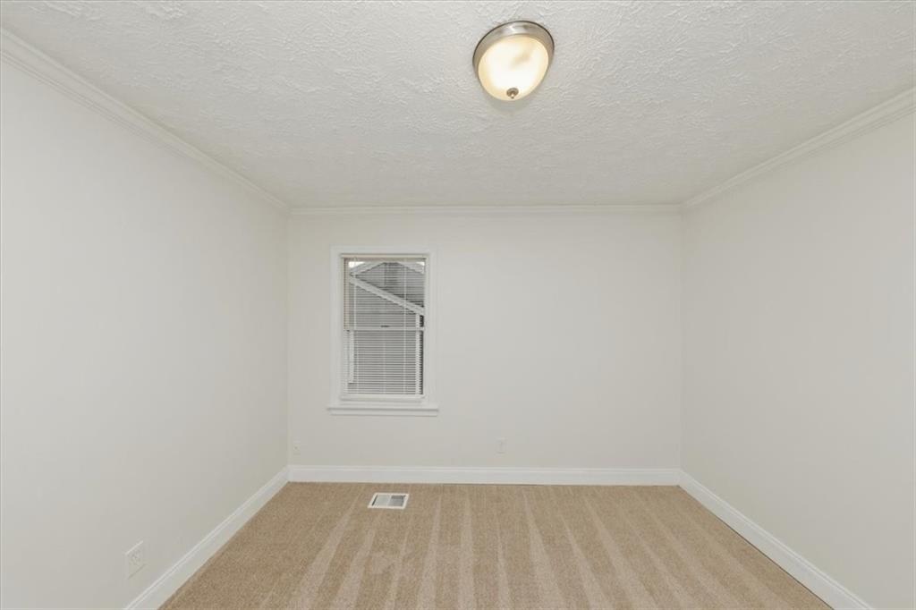 2153 Burroughs Avenue Se Property Photo 19