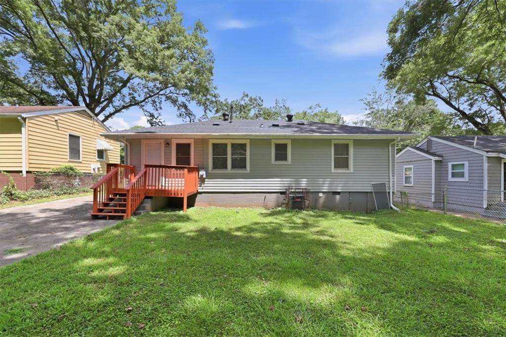 2153 Burroughs Avenue Se Property Photo 24