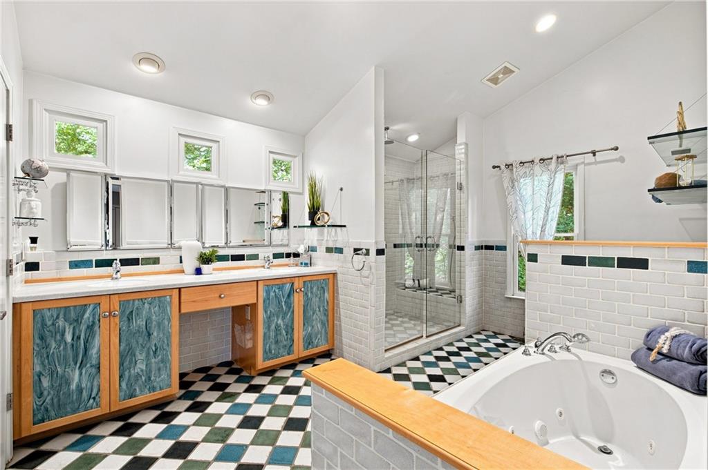 4361 Bishop Lake Road Property Photo 17