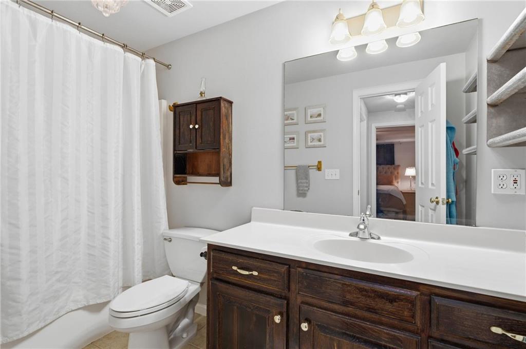9600 Lakeside Way Property Photo 34