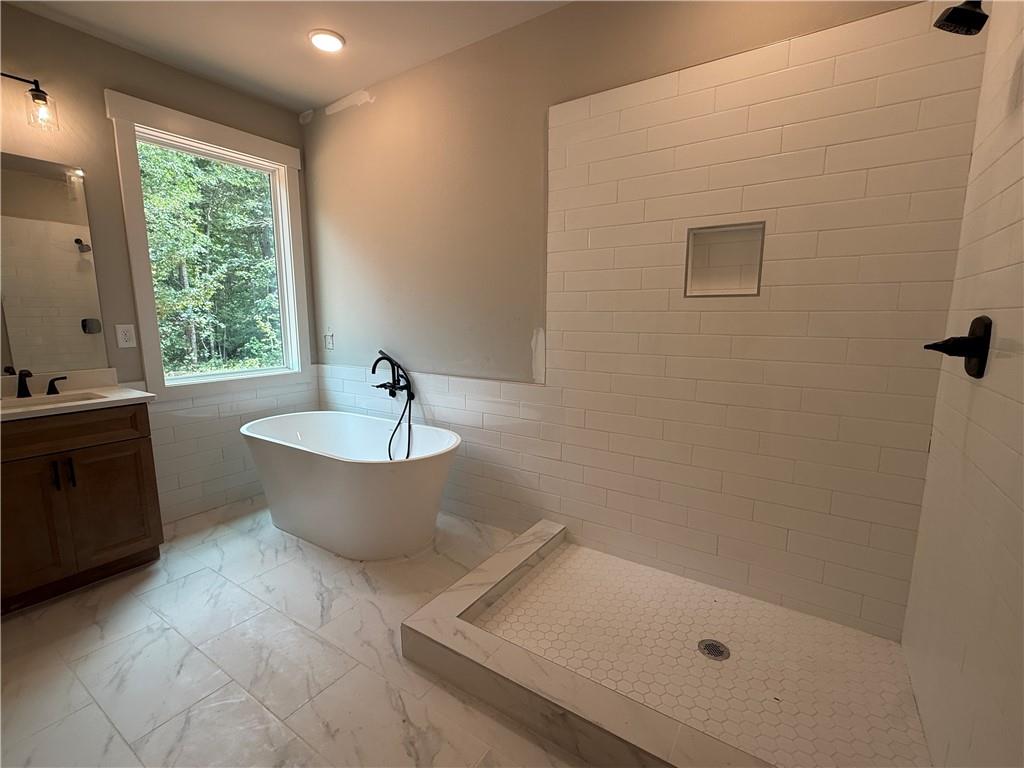 104 Springtime Way Property Photo 9