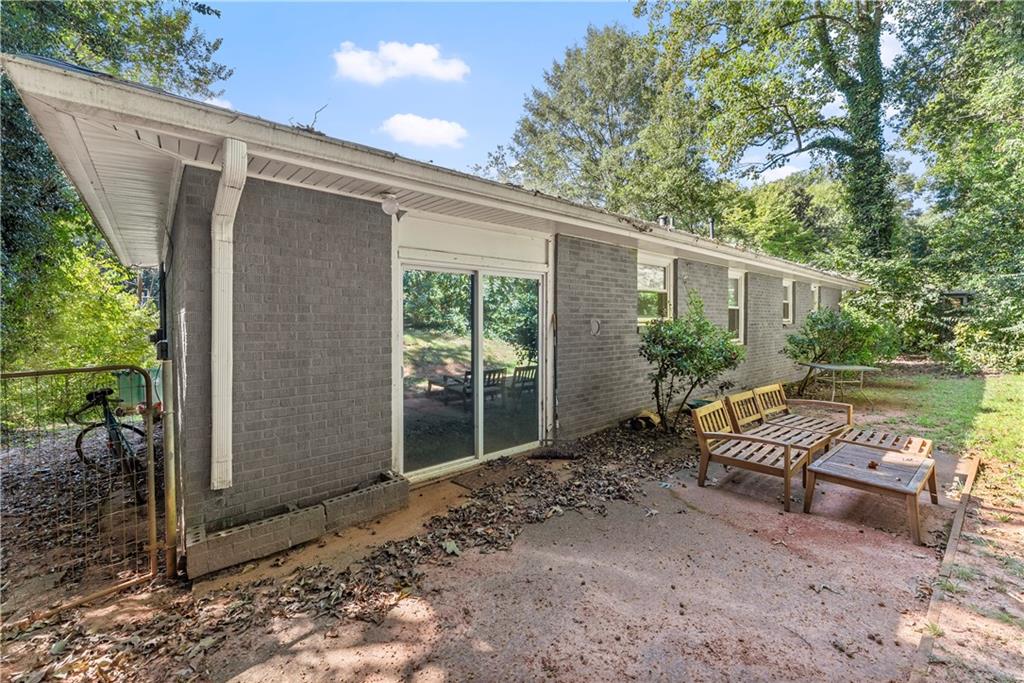 2476 Ridgefield Terrace Property Photo 40