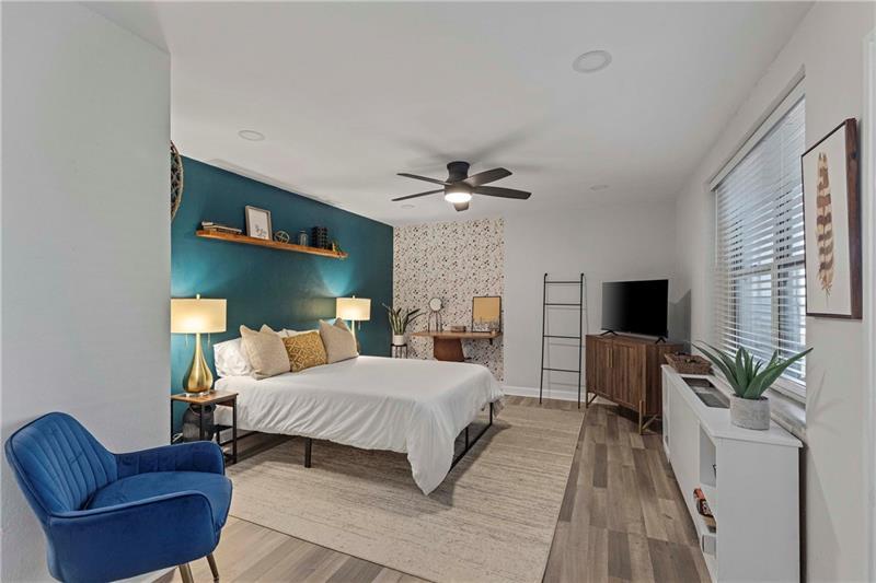 300 W Peachtree Street Ne Unit 3m Property Photo 1