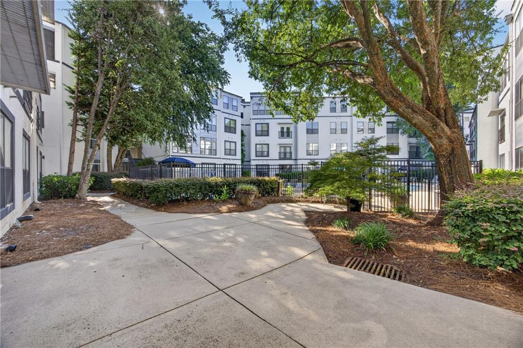 821 Ralph Mcgill Boulevard NE Unit 3137 Property Photo 1