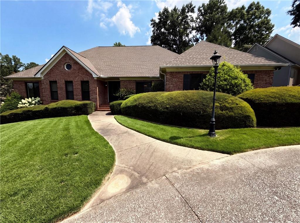 135 N Clublands Court Property Photo 1