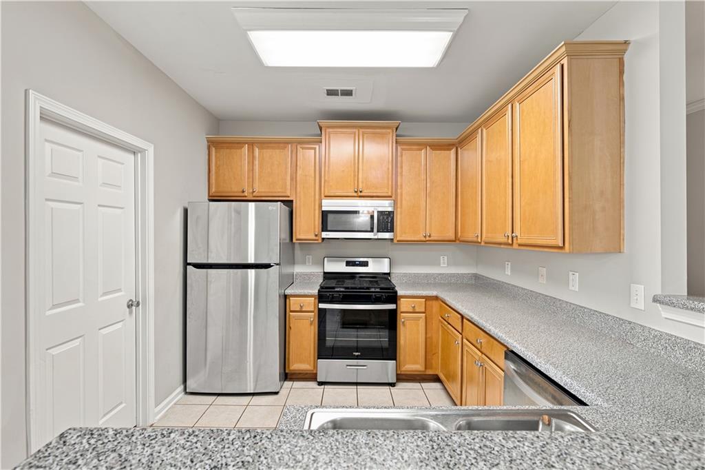 4721 Liberty Square Drive Property Photo 10