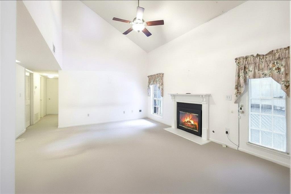 6483 Northridge Way Property Photo 5