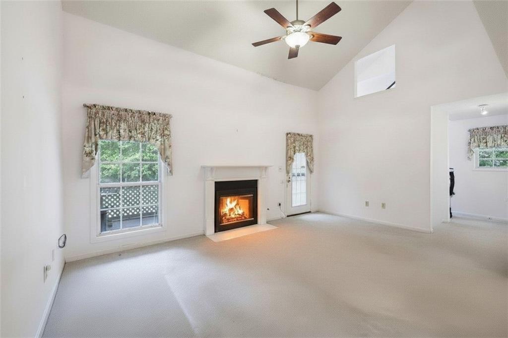 6483 Northridge Way Property Photo 6