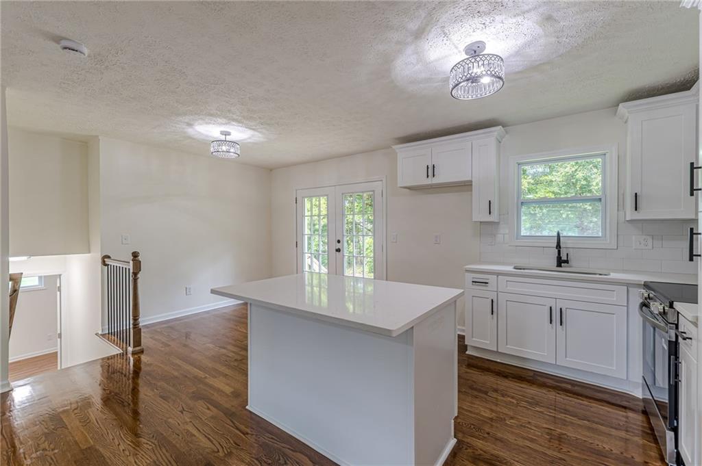8285 Hemlock Drive Property Photo 16