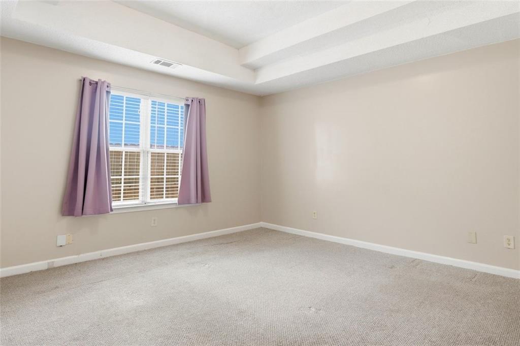 1016 Meadow Glen Circle Property Photo 22