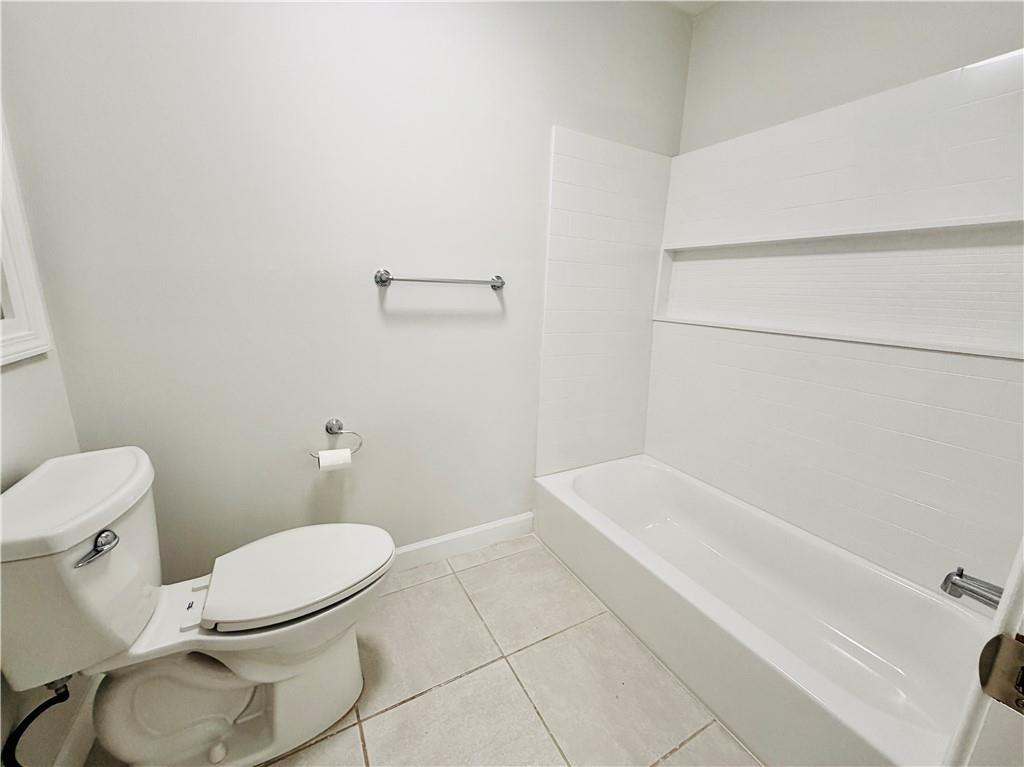 211 Abingdon Way Property Photo 9