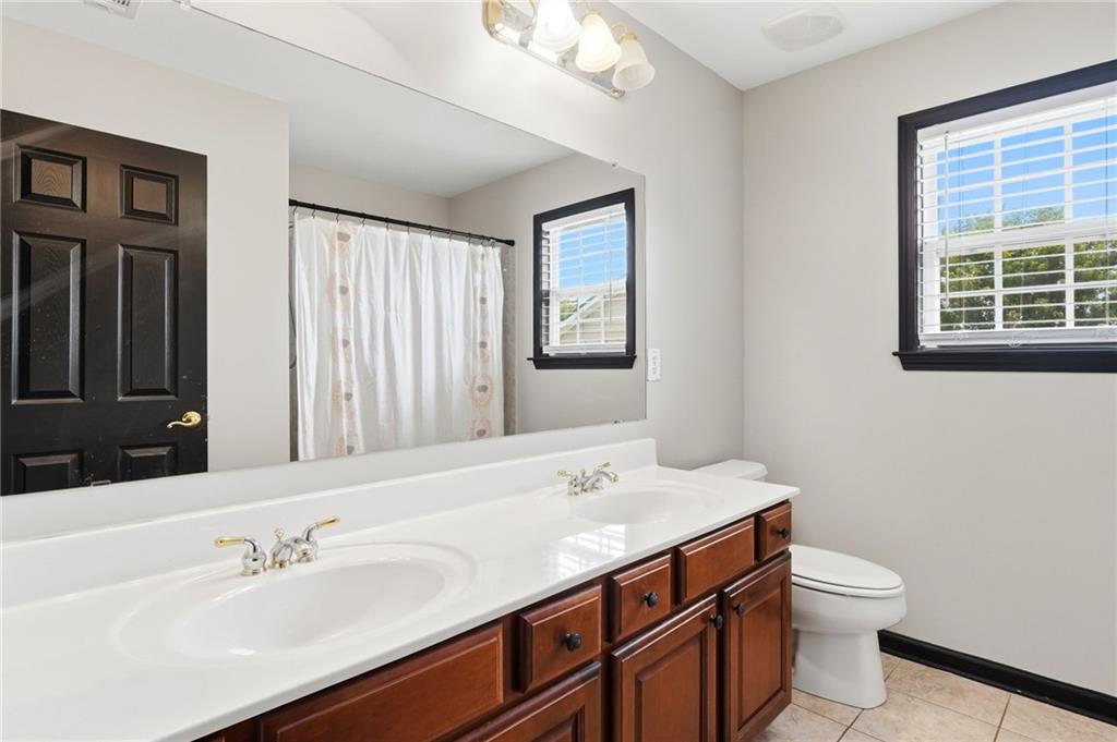 200 White Cloud Run Property Photo 24