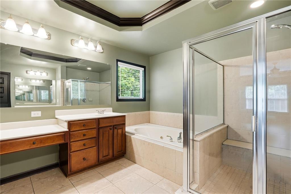 200 White Cloud Run Property Photo 31
