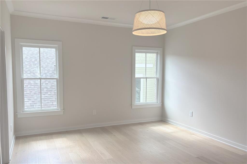 2039 Village Walk Property Photo 31
