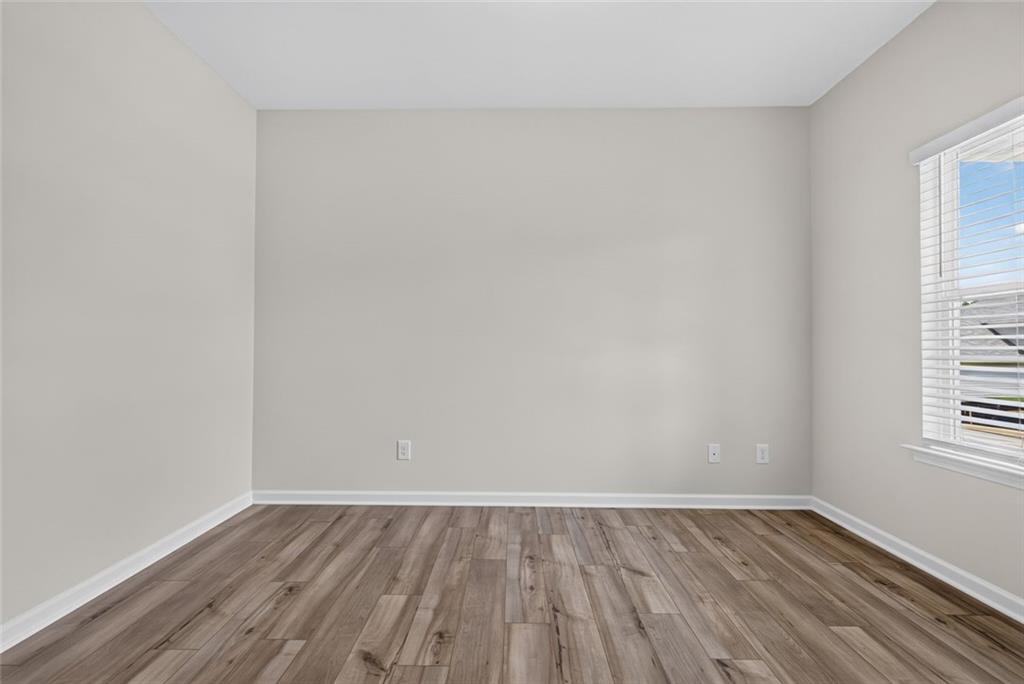 219 Shire Loop Property Photo 17