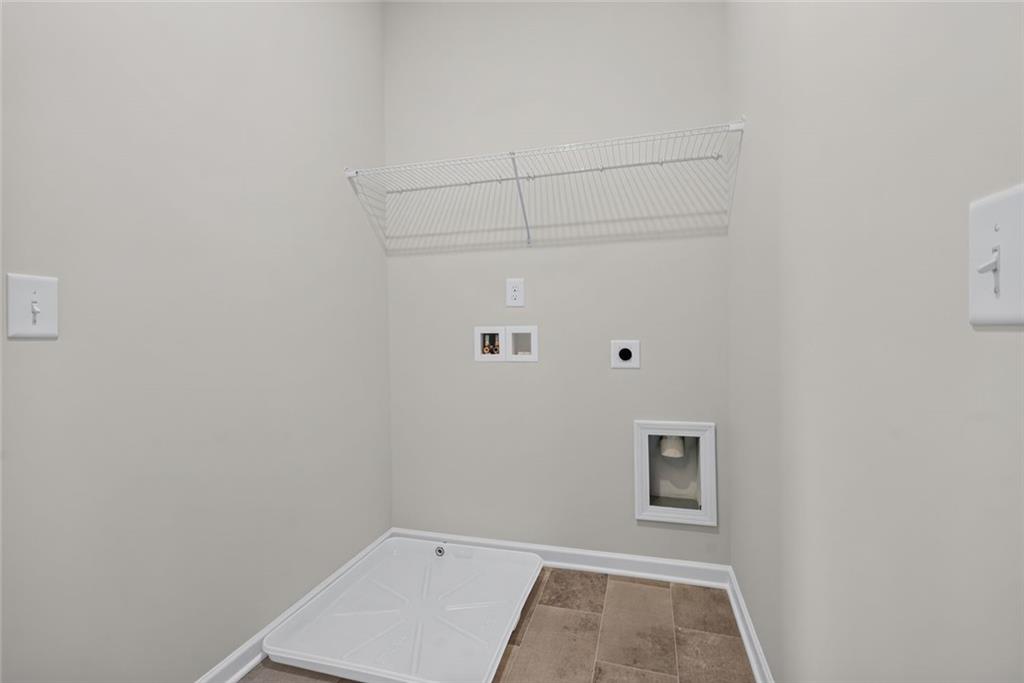 219 Shire Loop Property Photo 29