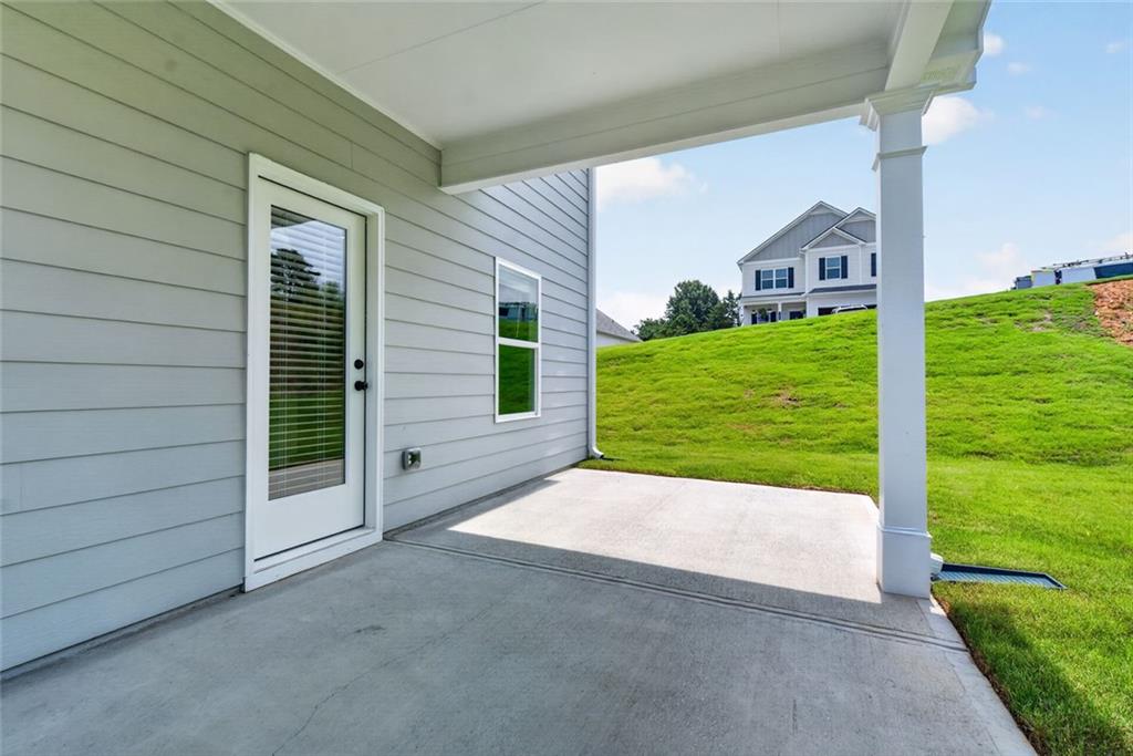 219 Shire Loop Property Photo 38