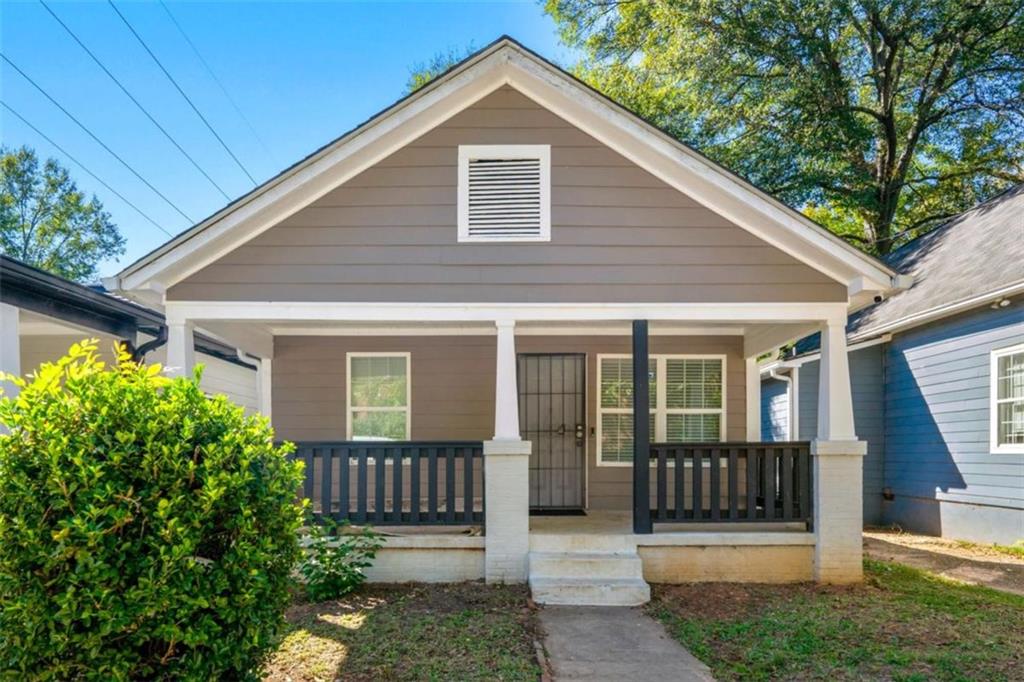 889 Smith Street Property Photo 1