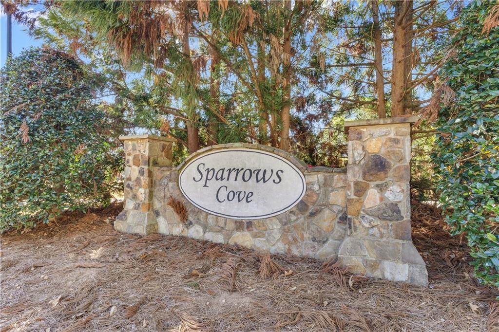 110 Sparrows Cove Property Photo 1