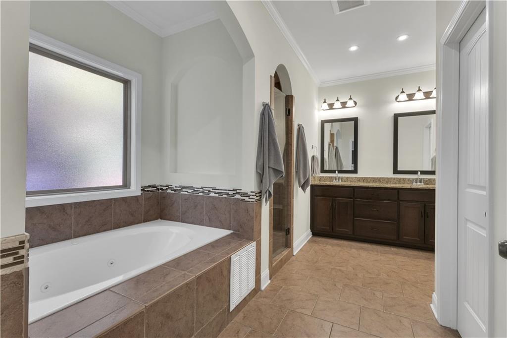 110 Sparrows Cove Property Photo 31