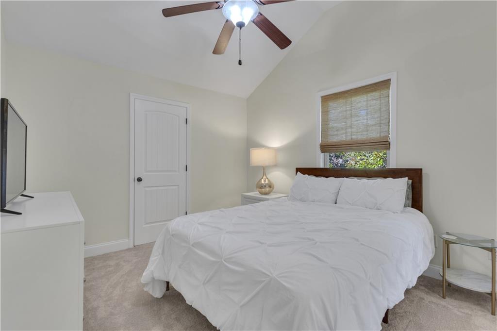 110 Sparrows Cove Property Photo 39