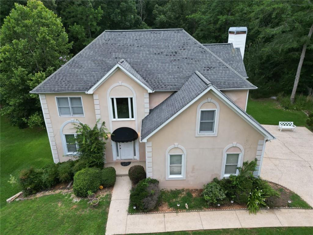 285 Mosby Woods Drive Property Photo 3