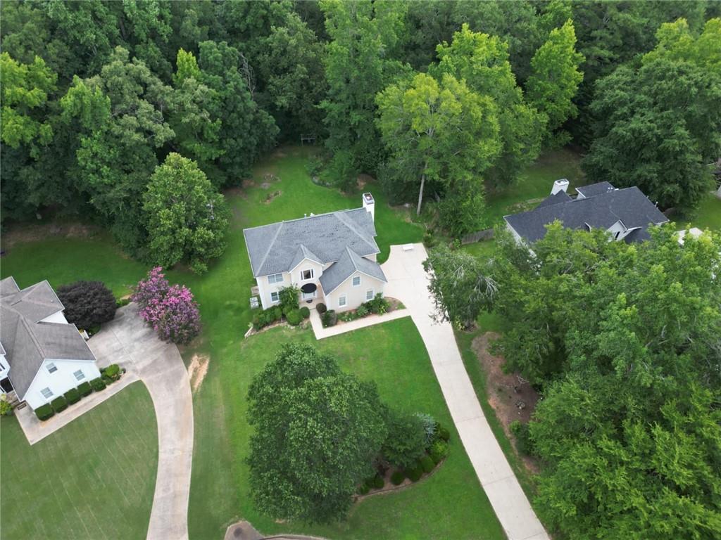 285 Mosby Woods Drive Property Photo 8